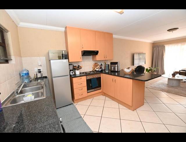 1 BEDROOM PROPERTY TO RENT IN PAULSHOF